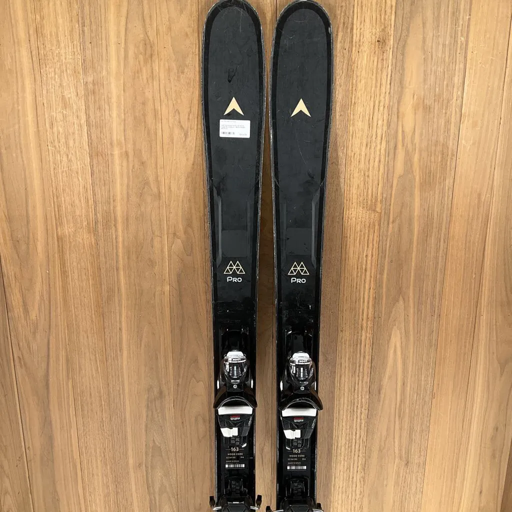 2021 Dynastar M-Pro 84 W w/ Look NX 12 Demo Bindings