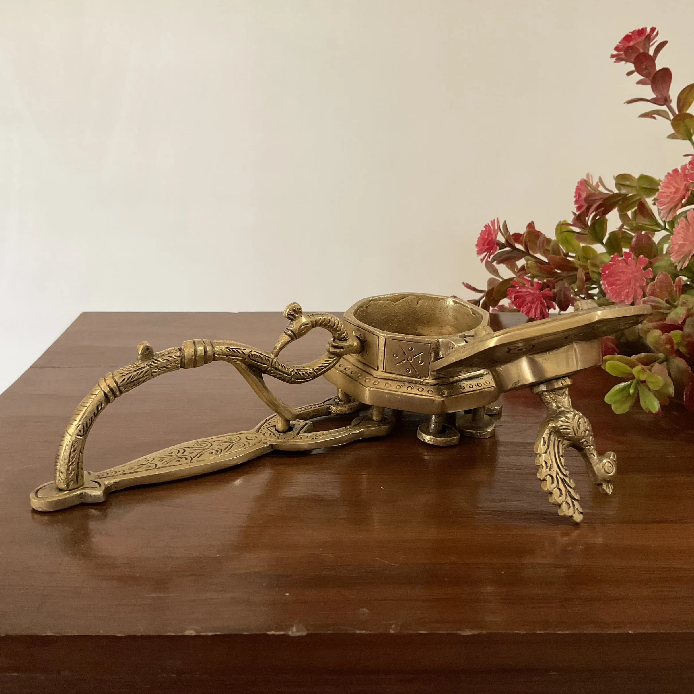 8 Inches Bird Brass Dhoop Dani With Handle, Incense Holder