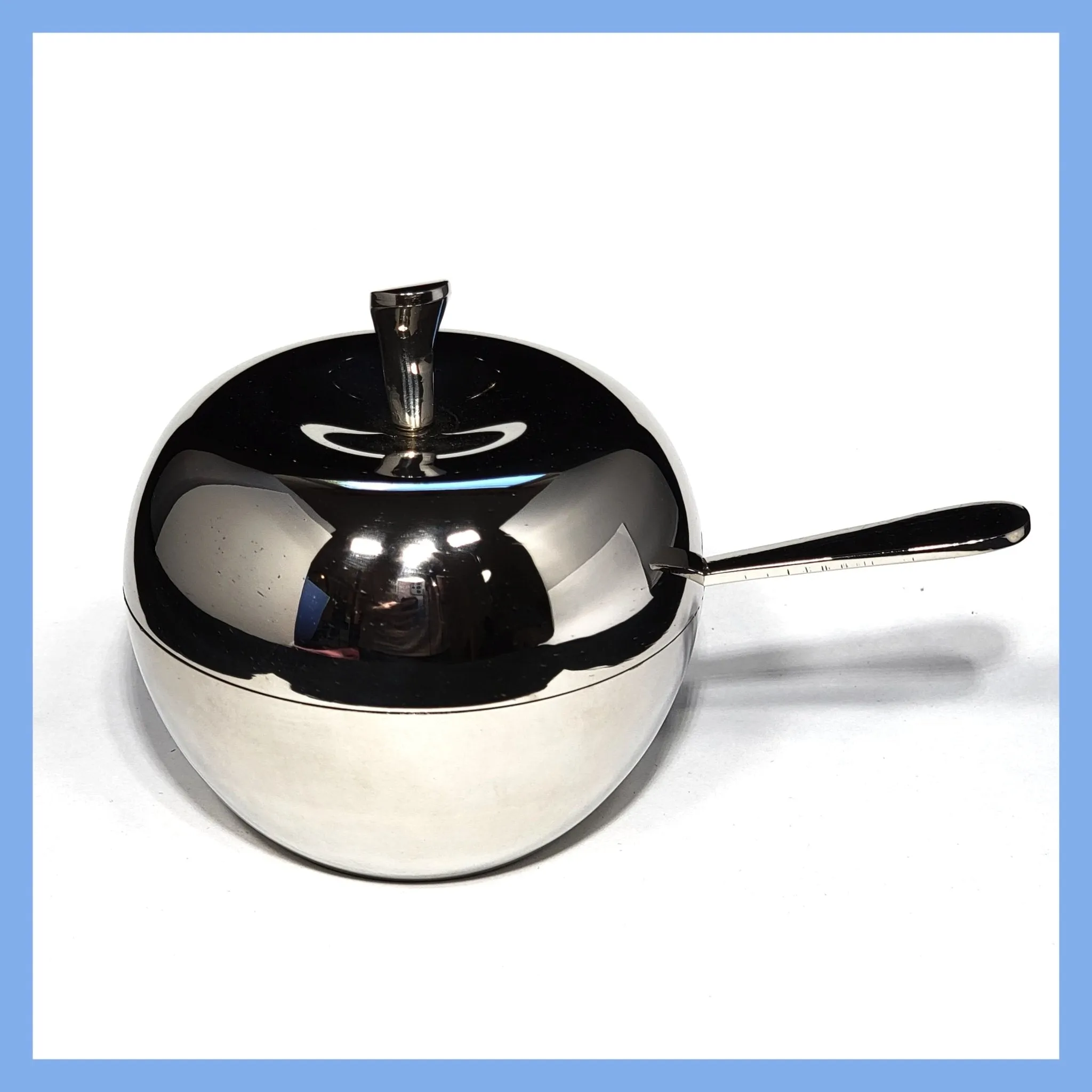 Apple Bowl with Lid