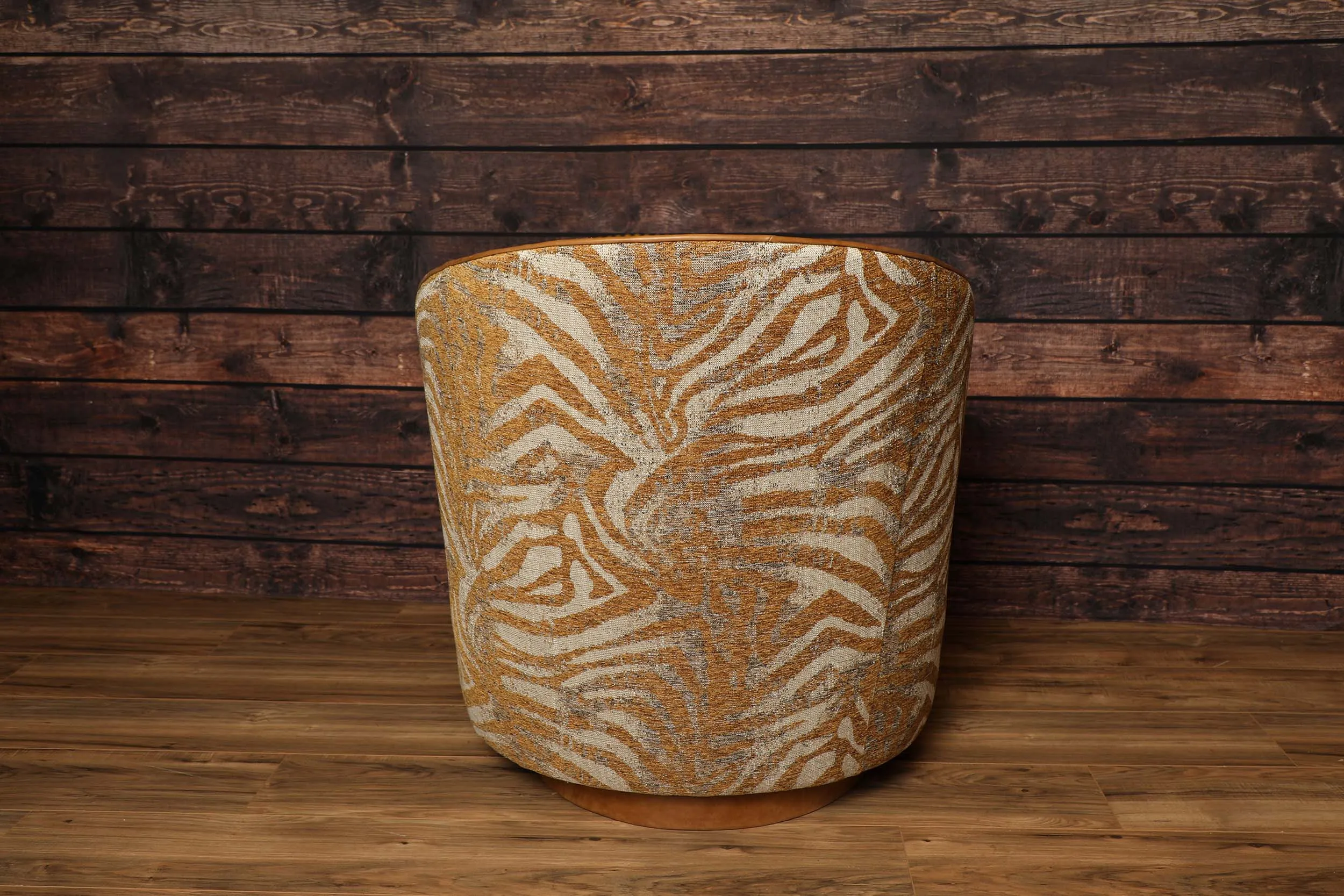 Broken Arrow Southwestern Desert Camel Leather Swivel Chair