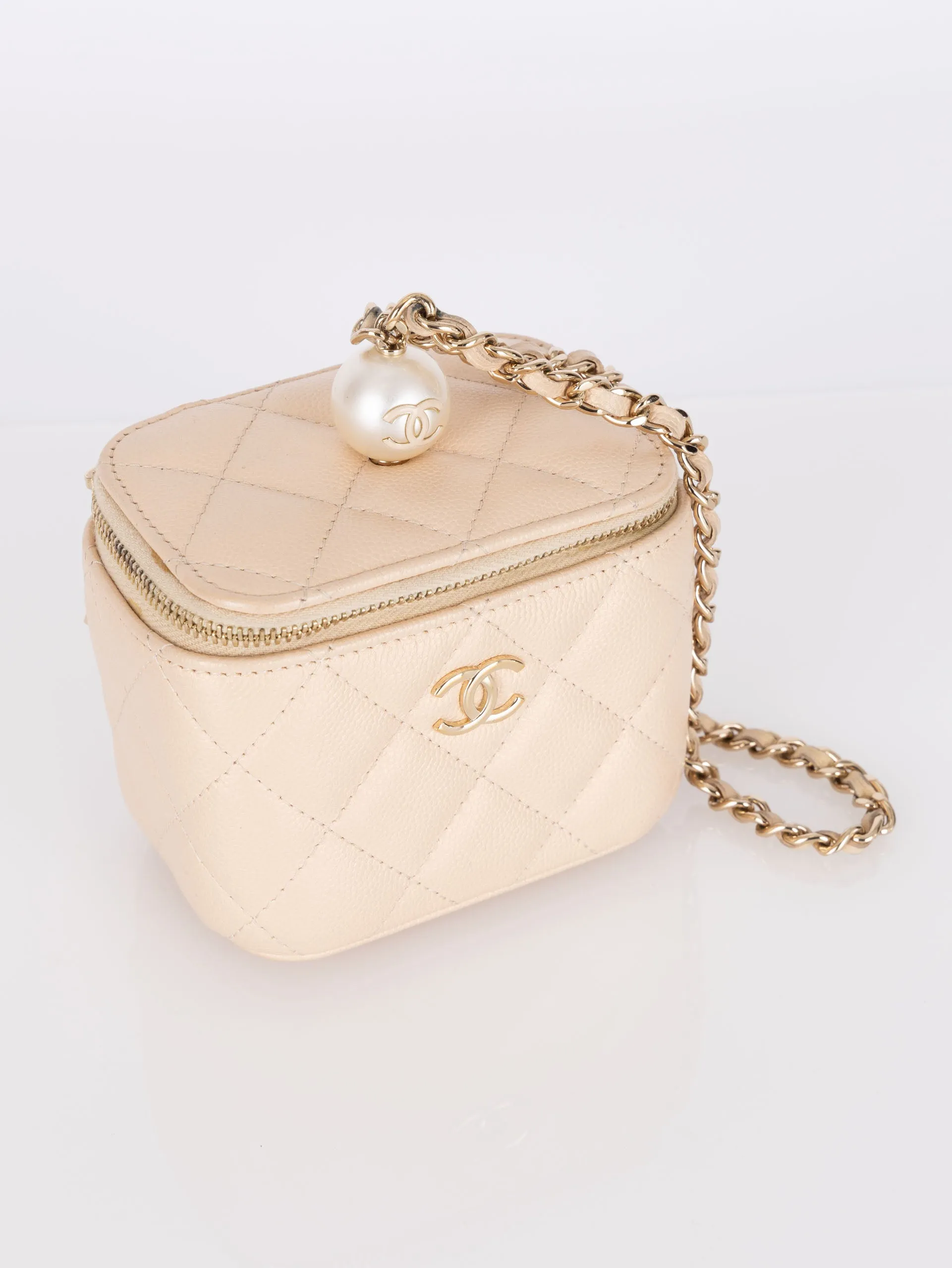 Chanel 2021 Caviar Iridescent Pearl Mini Vanity