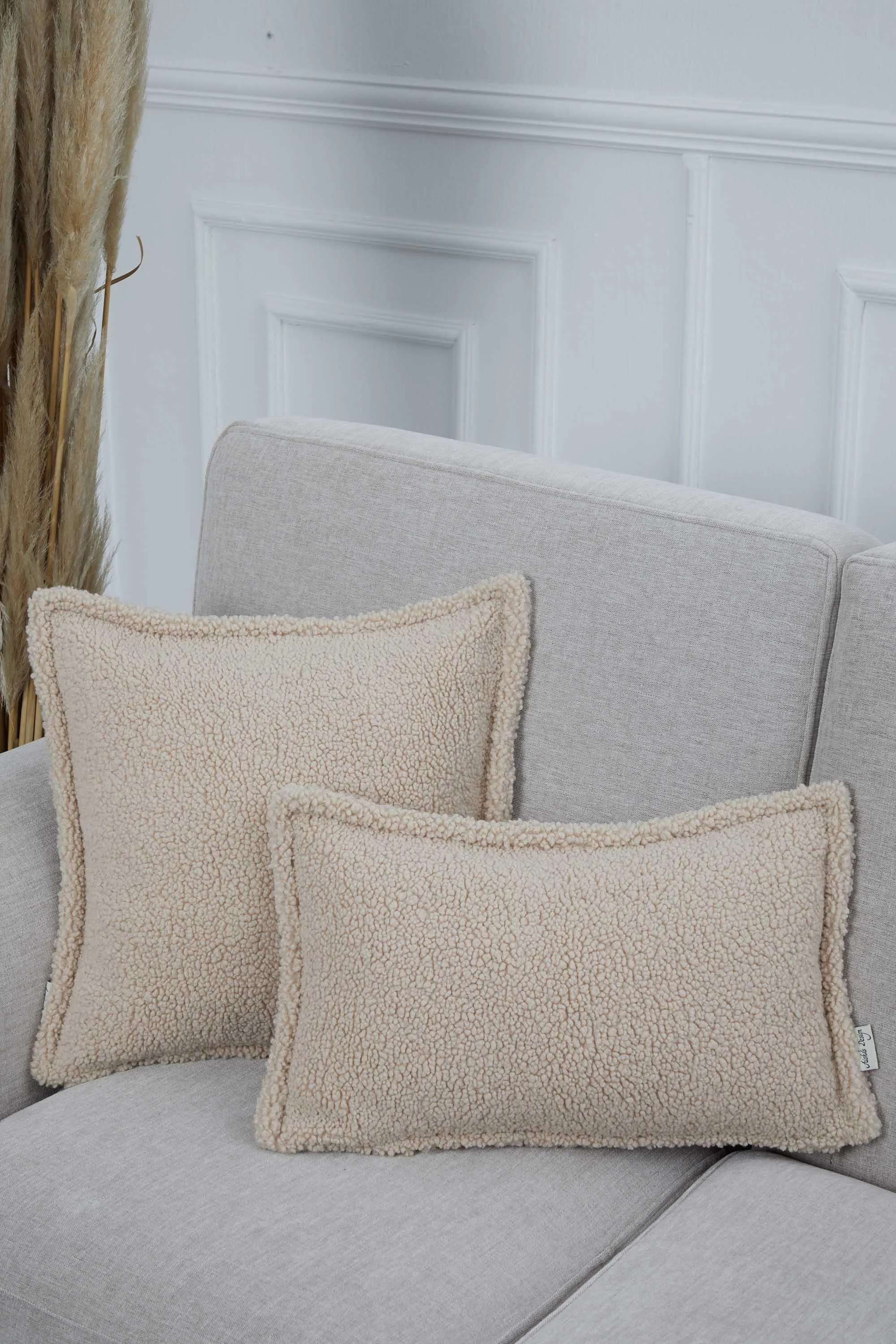 Cozy Teddy Lumbar Pillow Cover with Extremely Soft Touch, 20x12 Inches Plush Textured Cushion Cover for Living Room and Bedroom Decors,K-308