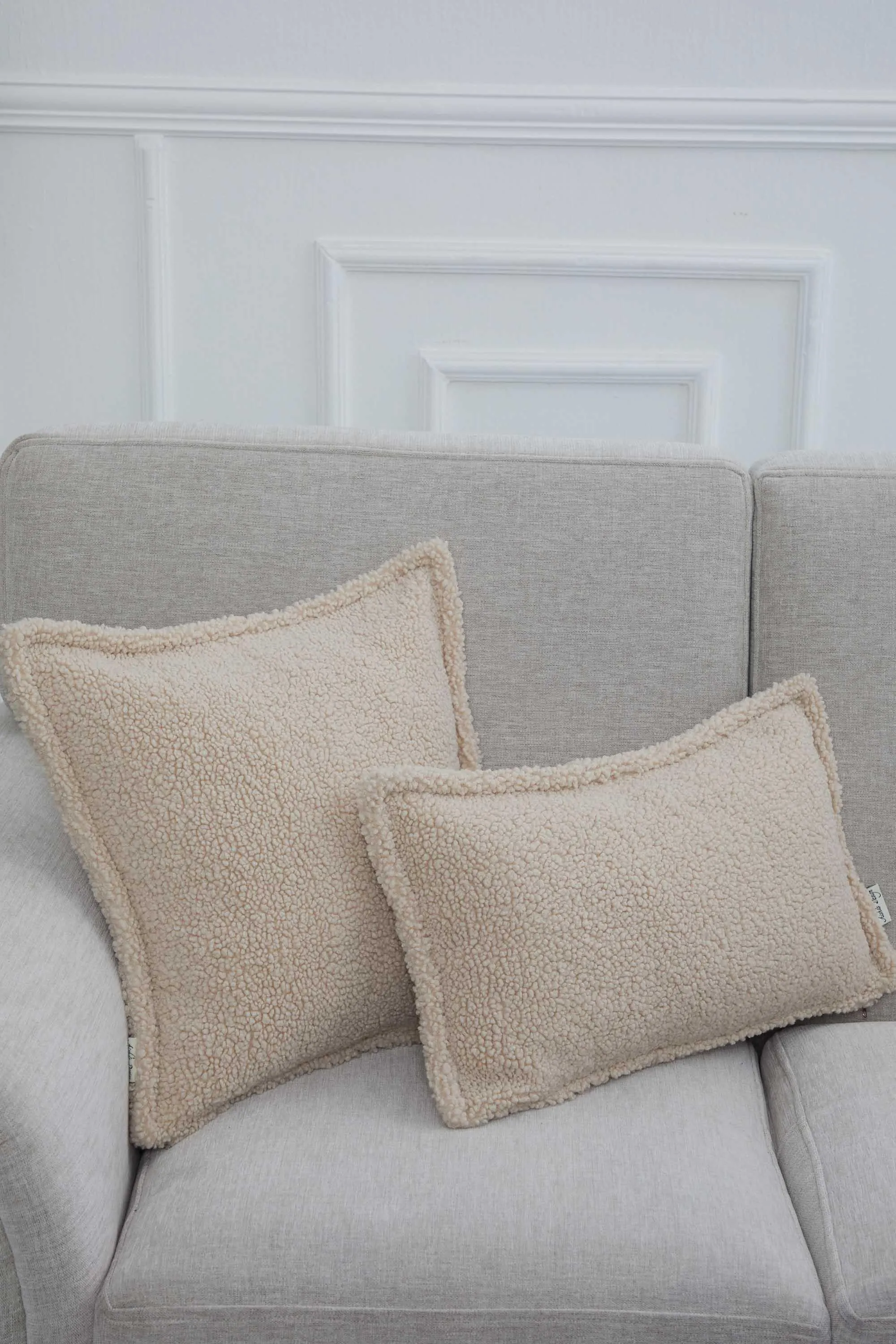 Cozy Teddy Lumbar Pillow Cover with Extremely Soft Touch, 20x12 Inches Plush Textured Cushion Cover for Living Room and Bedroom Decors,K-308